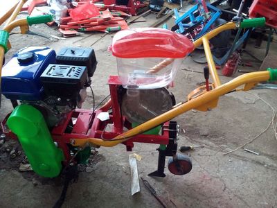 多功能汽油施肥播種器 文山州 汽油播種機_播種機參數(shù)_播種機批發(fā)_播種機報價_曲阜市啟航機械 - 商國互聯(lián)網(wǎng)